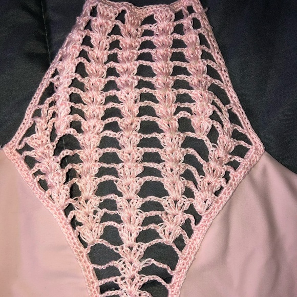 Acacia Teahupoo One Piece - Picture 3 of 4